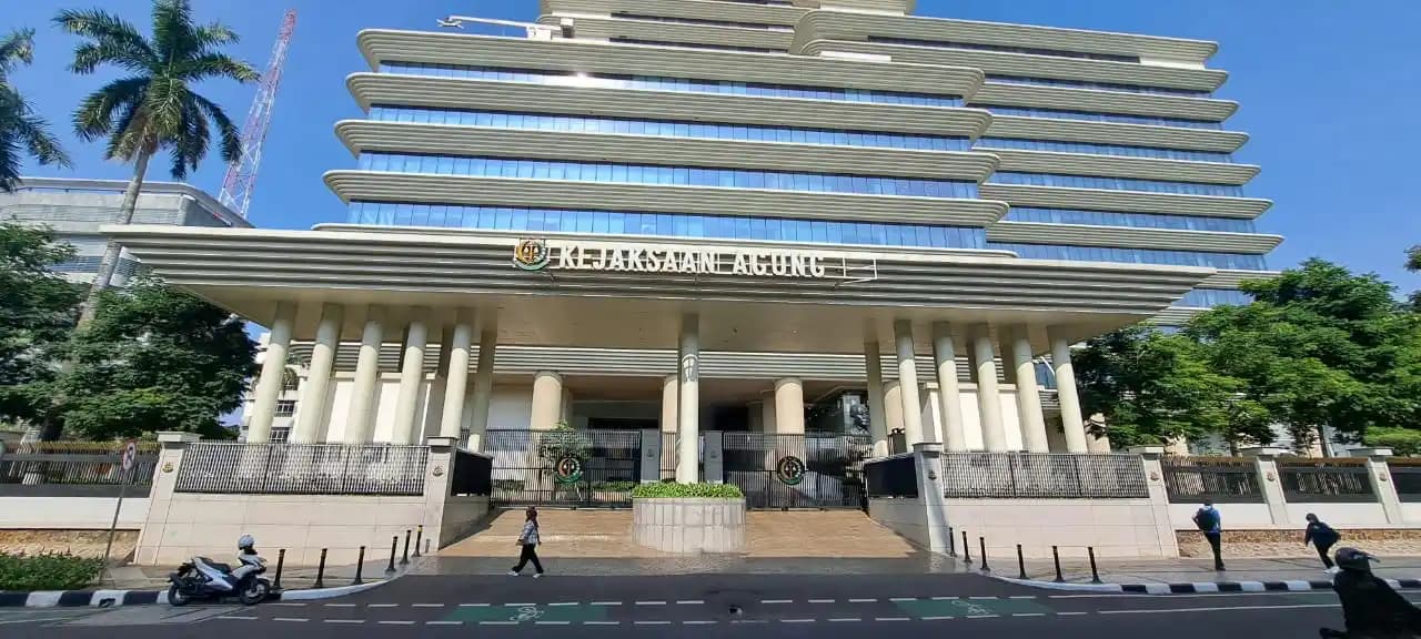 Kejagung Periksa Legal PT Sentra Usahatama Jaya