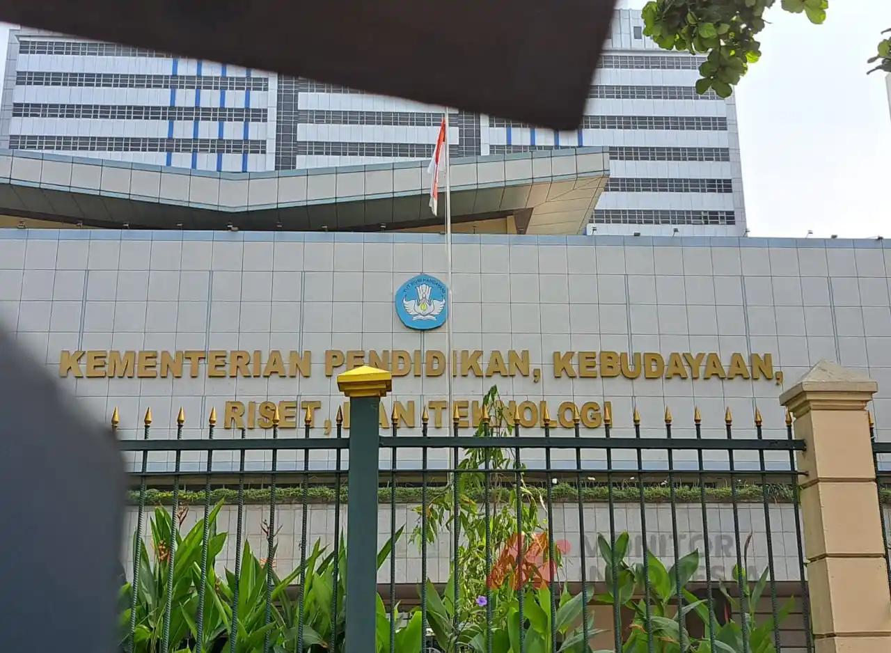 Kejagung Usut Korupsi Proyek Digitalisasi Pendidikan Rp 9,9 T Era Nadiem Makarim