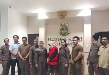 Kejaksaan Tetapkan Tersangka Korupsi Alkes Dinkes Karanganyar Rp 13 Miliar