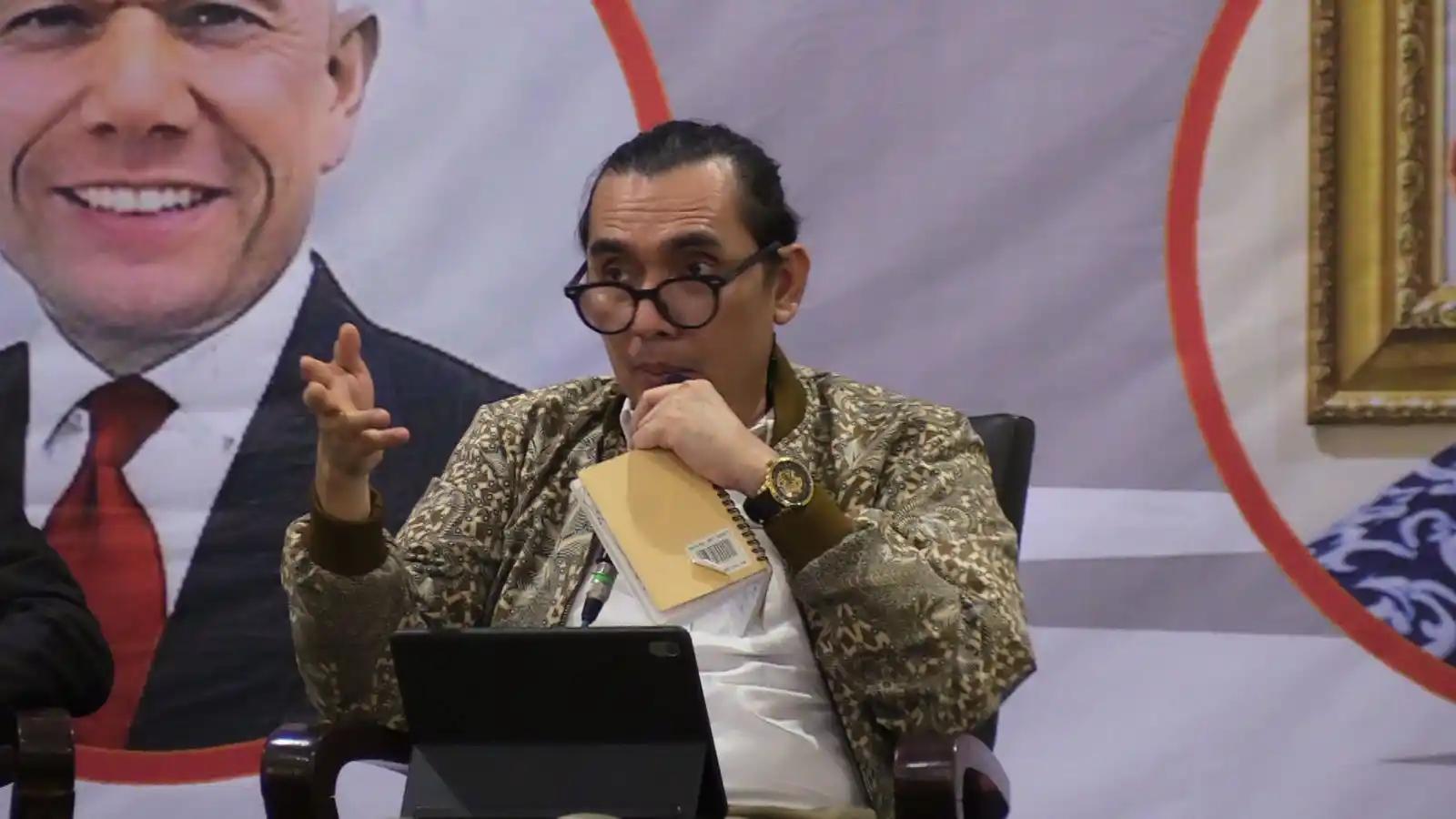 Kejari Jaksel Didesak Jemput Paksa Silfester Matutina