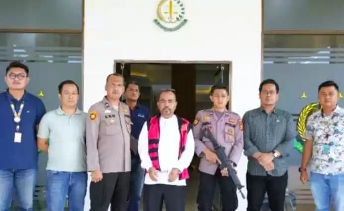 Kejari Siak Tahan Kaharuddin