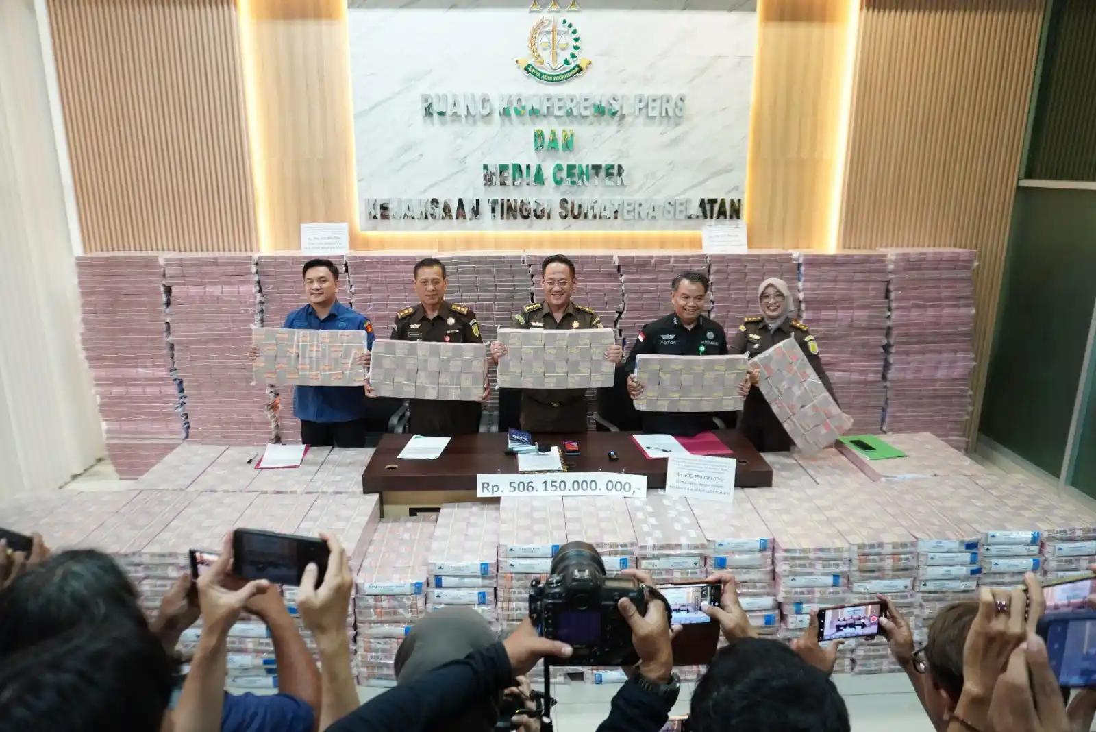 Kejati Sumsel sita uang Rp 501 M