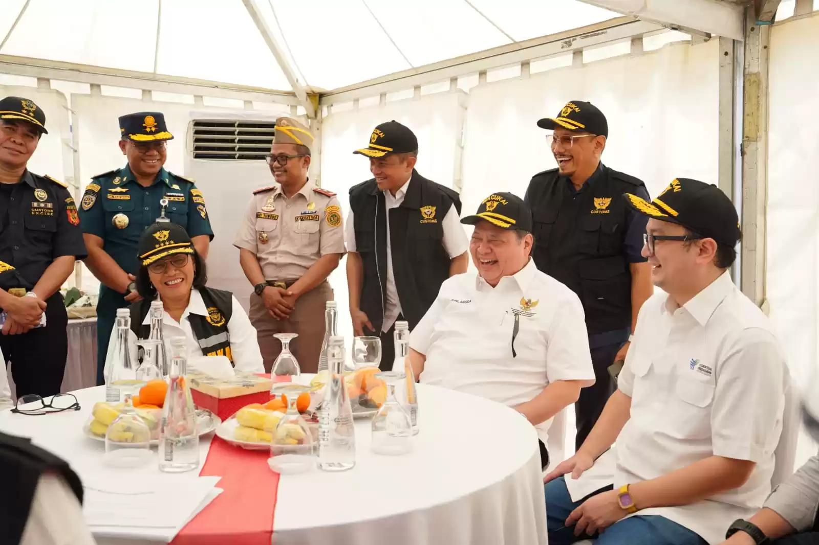 Kemendag Sebut Pertek Kemenperin Picu Ribuan Kontainer Tertahan di Pelabuhan