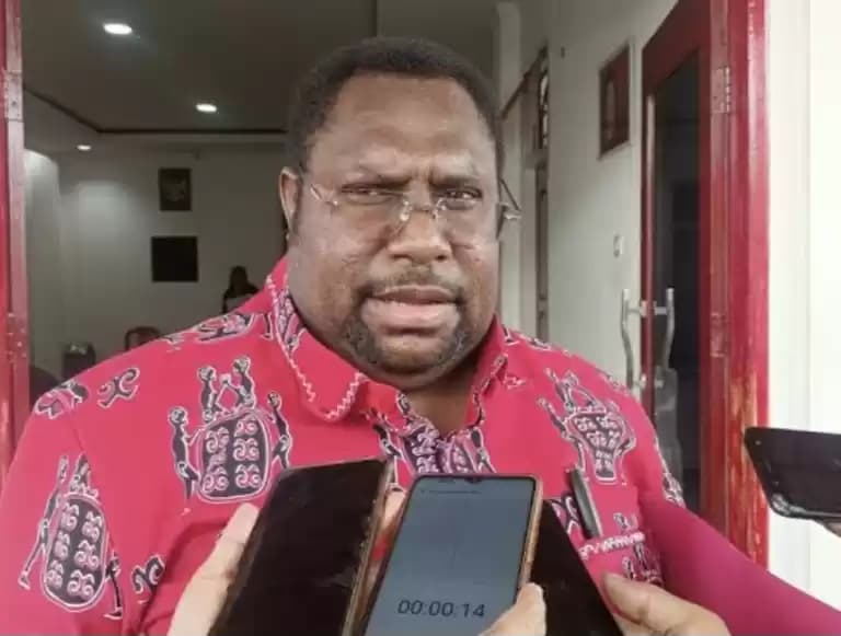 Kenius Kogoya Ungguli Survei Pemilihan Bupati Keerom 2024