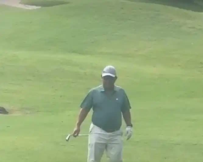 Kepala Badan Gizi Nasional (BGN) Dadan Hindayana Bermain Golf