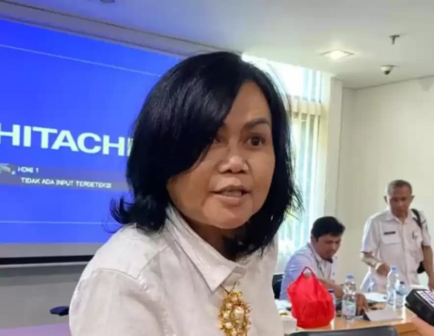 Kepala Badan Pendapatan Daerah (Bapenda) DKI Jakarta Lusiana Herawati memberikan keterangan kepada wartawan di Jakarta, Rabu (8/11/2023)