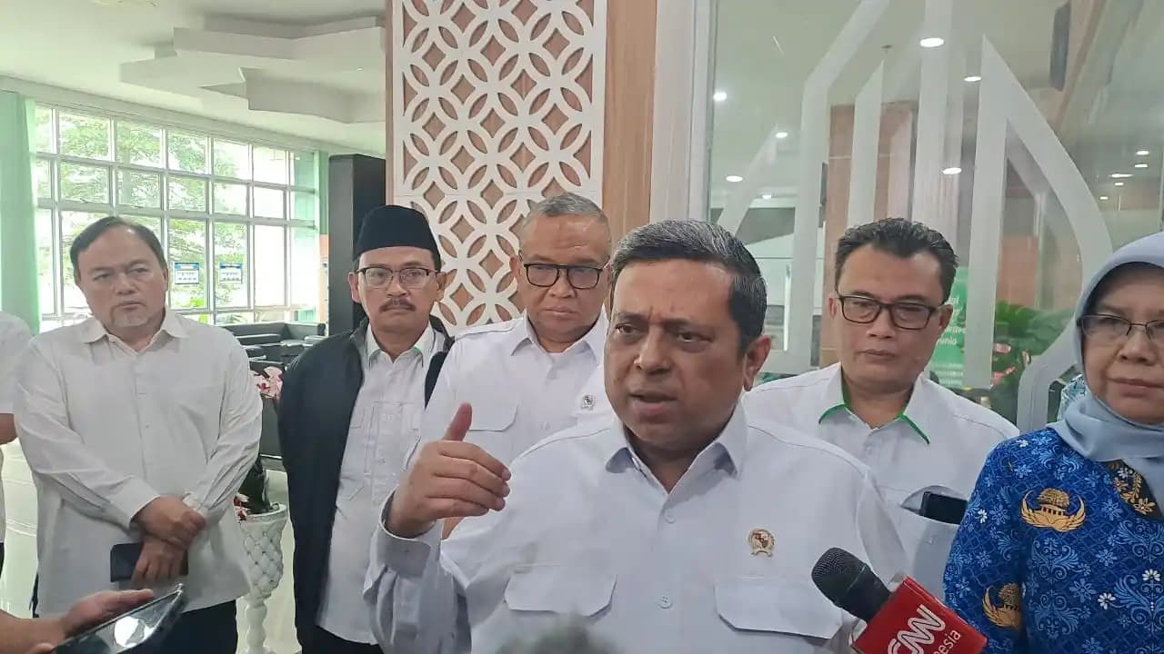 Kepala BPJPH Ahmad Haikal Hasan