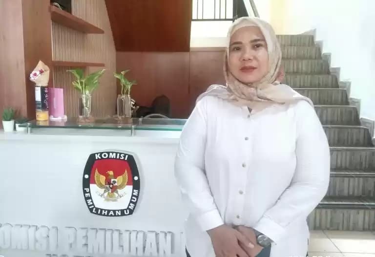 Ketua Divisi Teknis Penyelenggaraan Pemilu KPU Kota Bekasi, Eli Ratnasari