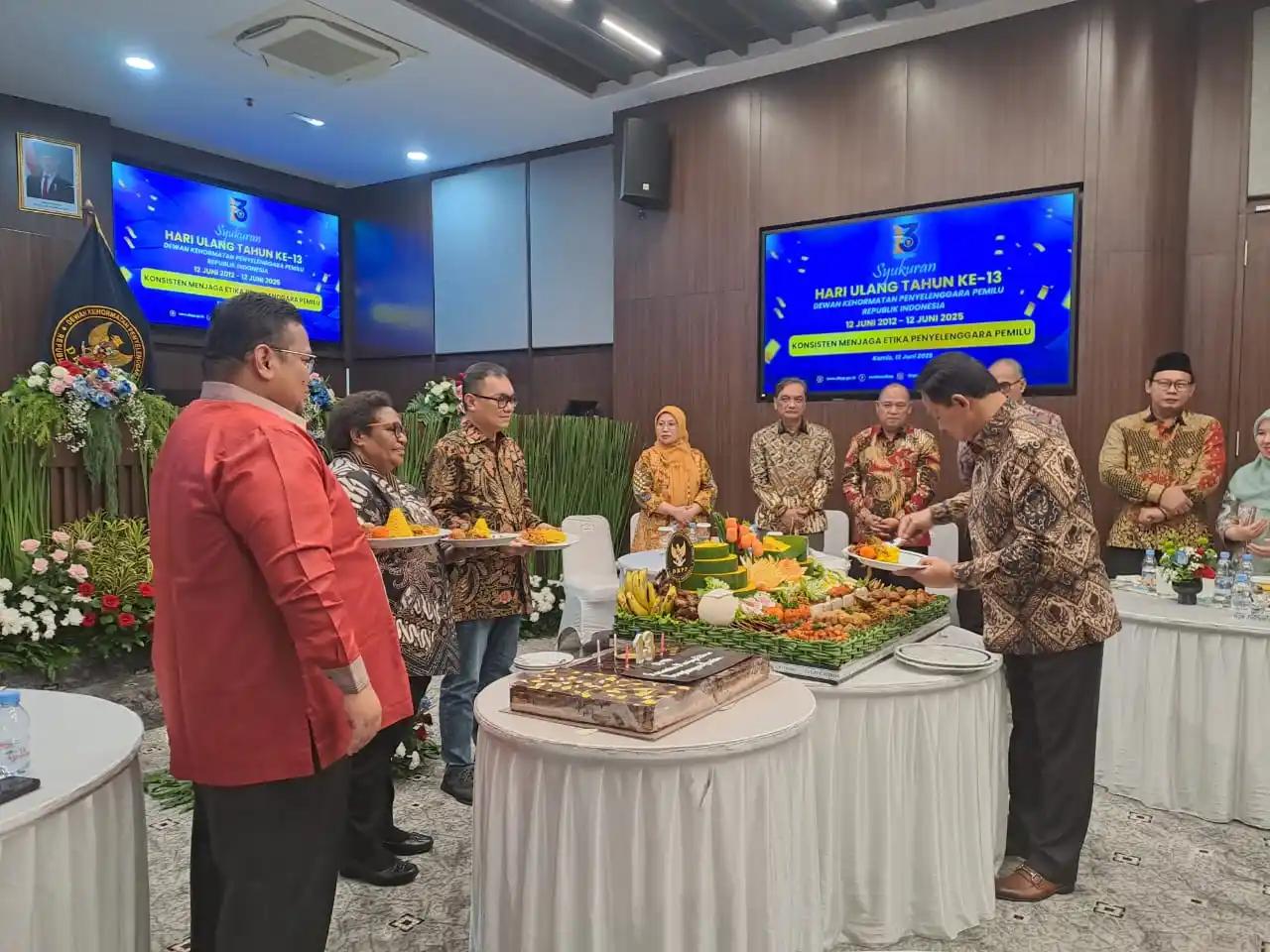 Ketua DKPP Heddy Lugito dalam acara Syukuran HUT ke-13  (Foto. Rizal)