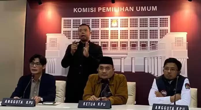 Ketua KPU RI Mochammad Afifuddin saat konferensi pers di Kantor KPU RI, Jakarta