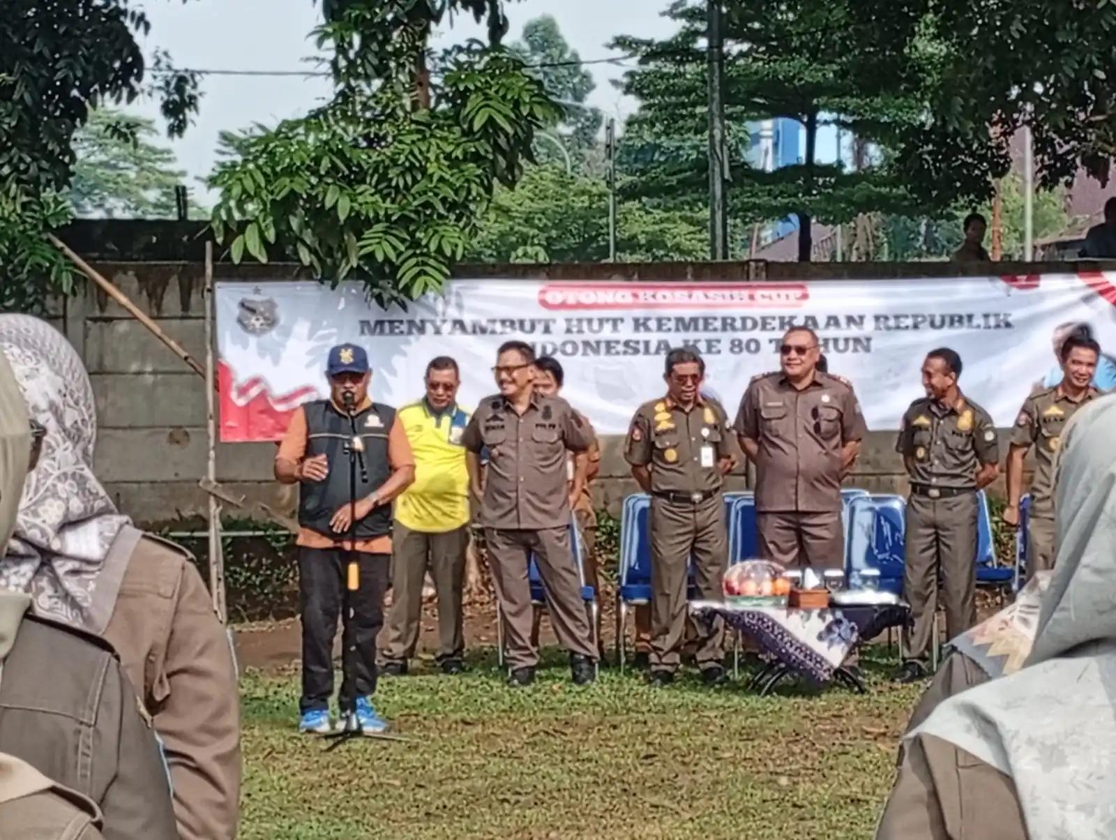 Ketua Penyelenggara, Otong Kosasi bersama Kasatpol PP Tangerang Kota, R. Irman Pujahendra