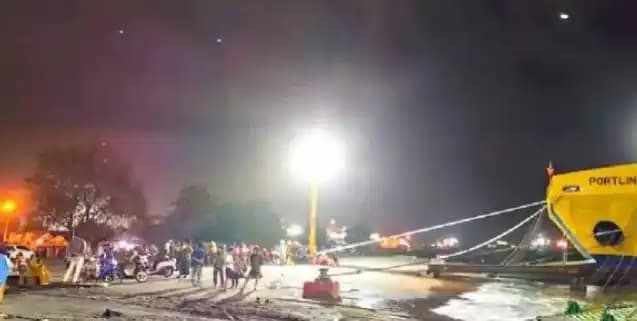 KMP Tunu Pratama Jaya Tenggelam di Selat Bali