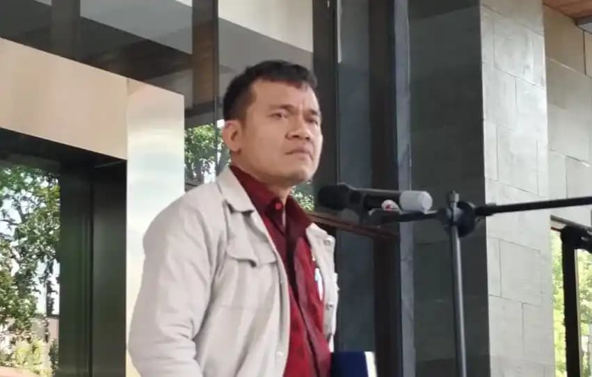 Komisioner Komnas HAM Saurlin Siagian