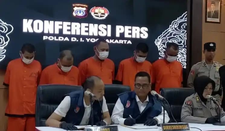 Konfrensi Pers Penangkapan Pemain Judol