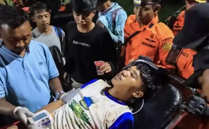korban Tertimbun longsor
