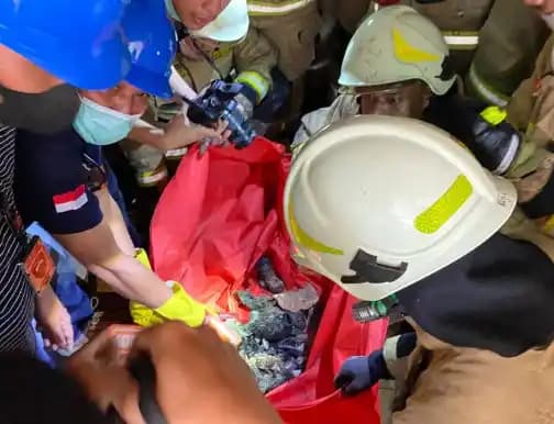 Korban tewas glodok plaza