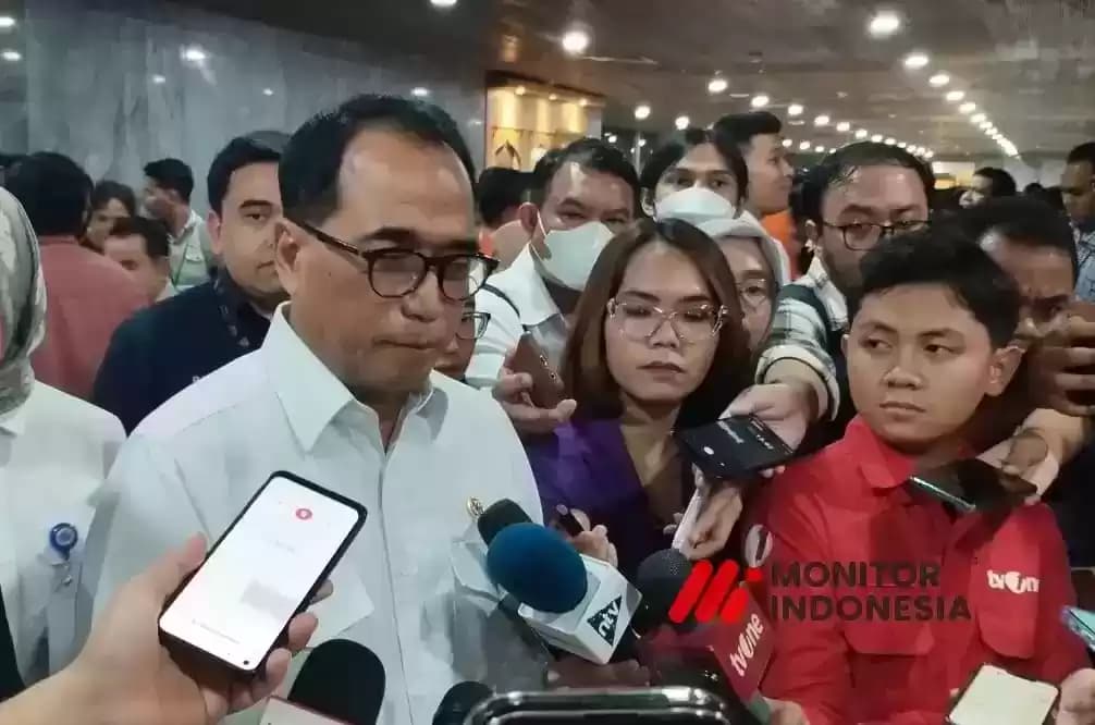 Korupsi Proyek DJKA, Menhub Budi Karya Korbankan Anak Buahnya?