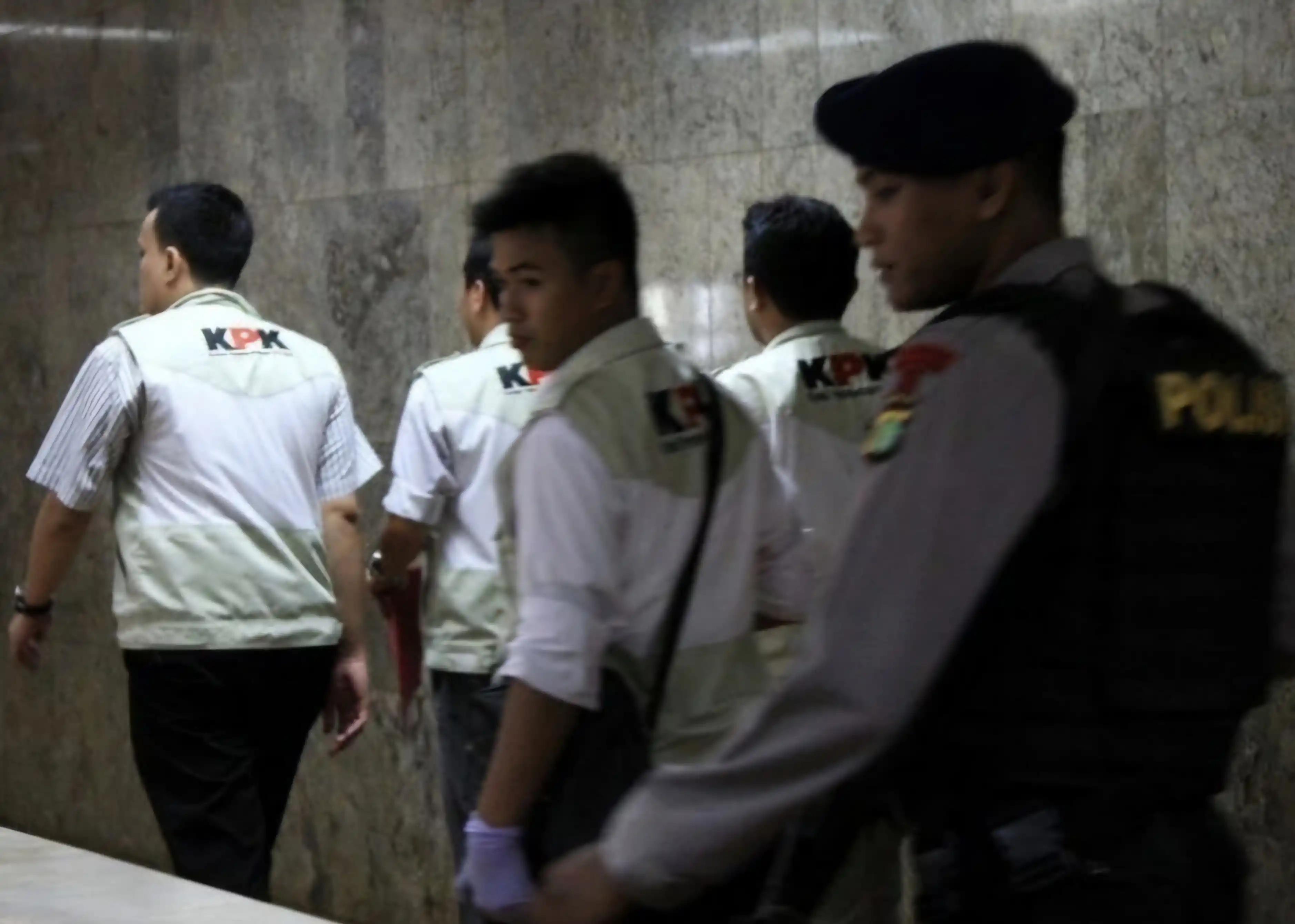 KPK Geledah Rumah Ridwan Kamil Soal Korupsi Bank BJB