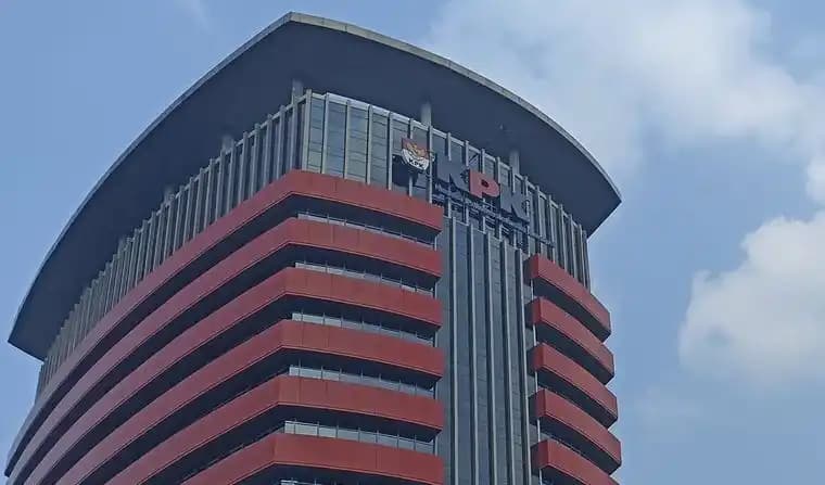 KPK Korupsi Petral