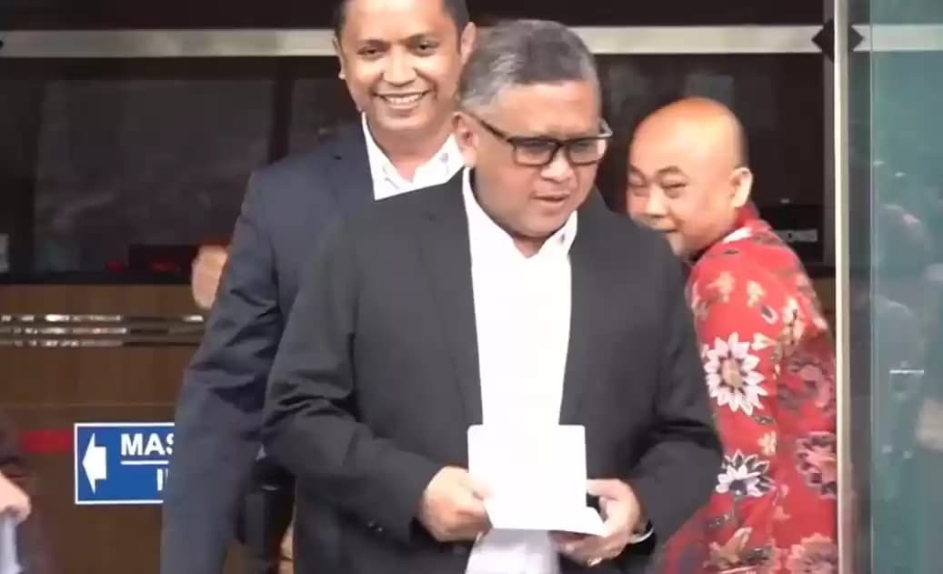 KPK Masih Cari Bukti Korupsi di HP dan Buku Catatan Hasto