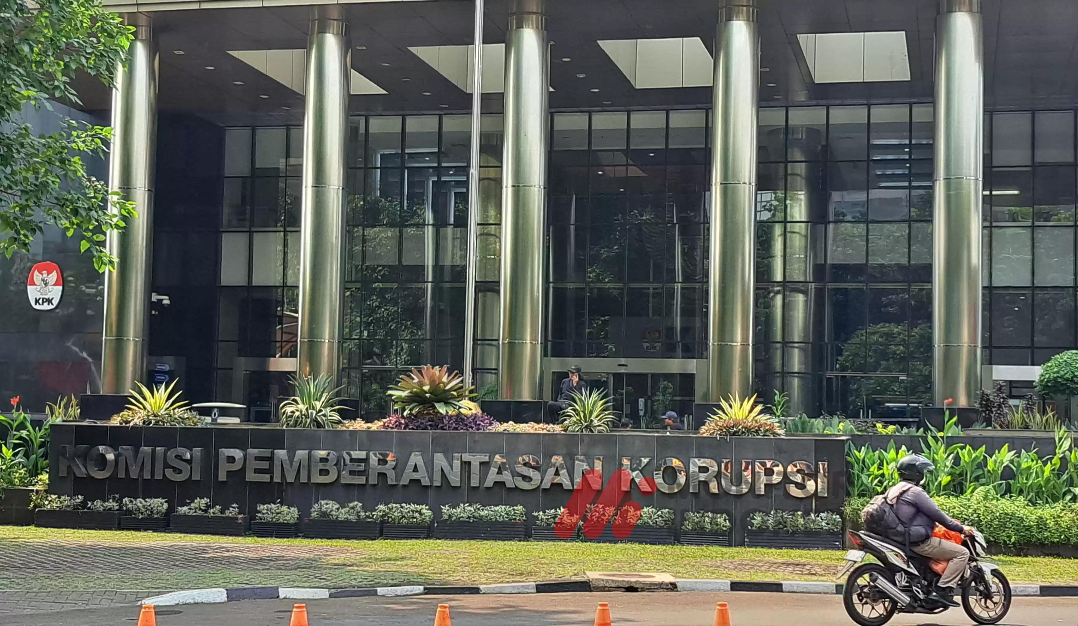 KPK periksa Hasto
