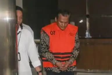 KPK Tahan Pejabat Kemenhub Risna Sutriyanto, Tersangka Korupsi Jalur KA DJKA