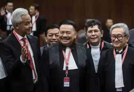 Kubu Ganjar Minta Presiden Jokowi Dihadirkan di MK