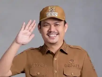 Lagi di Makassar Ikuta Acara Rakernas NasDem, Bupati Koltim Abdul Azis Bantah Ditangkap KPK