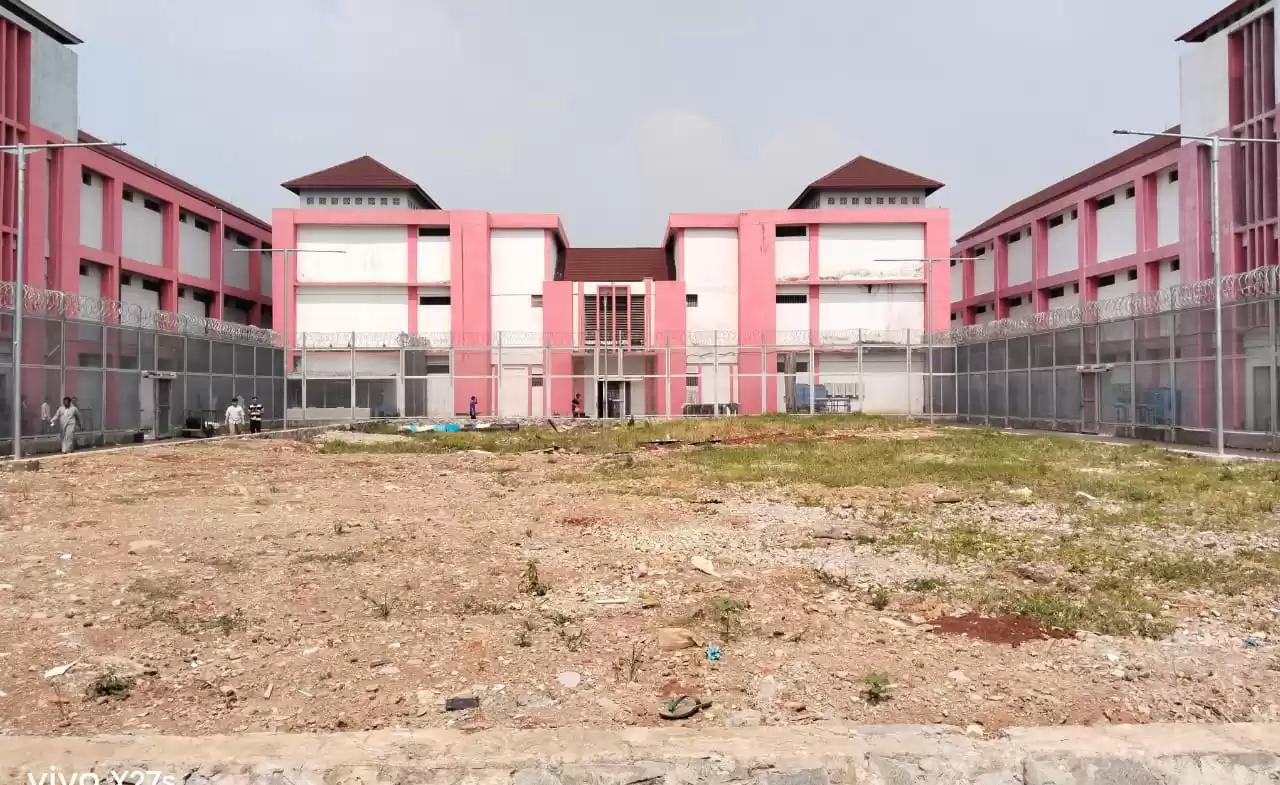 Lahan kosong di tengah Lapas Kelas IIA Bulak Kapal Bekasi akan dijadikan sarana olahraga, butuh anggaran Rp150 juta (Foto: Istimewa)