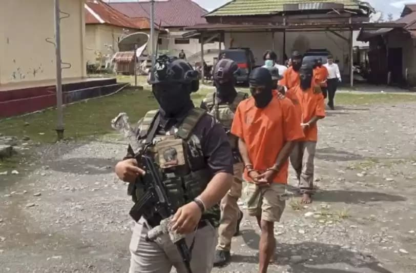 Lima pelaku penganiayaan