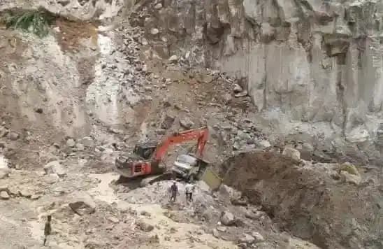 Longsor tambang batu di Desa Marjanji Aceh, Kabupaten Asahan, Sumatera Utara