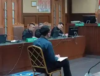 Mantan Hakim PN Surabaya Heru Hanindyo