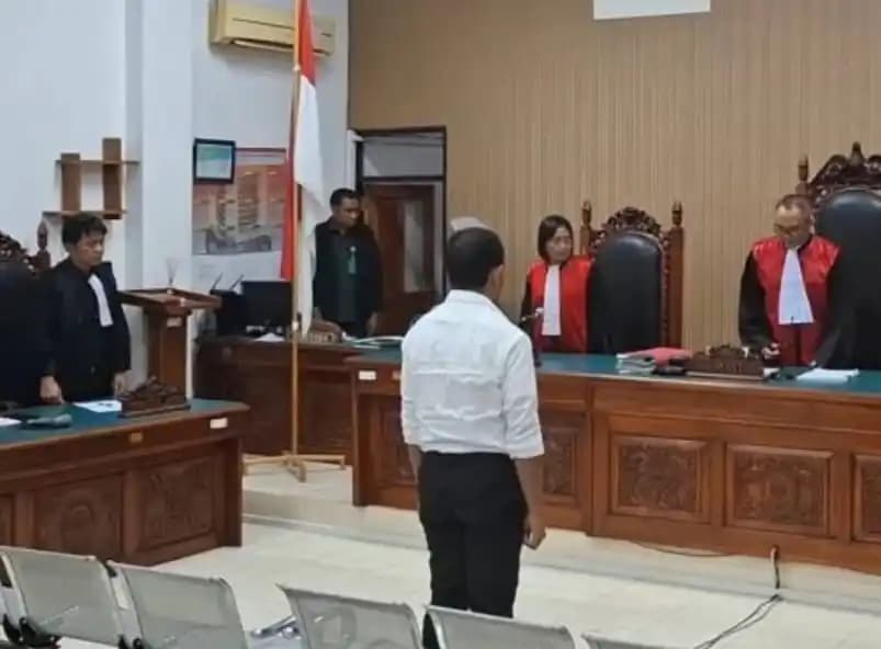 Mantan Kapolres Ngada AKBP Fajar Divonis 19 Tahun Penjara atas Kasus Kekerasan Seksual 3 Anak