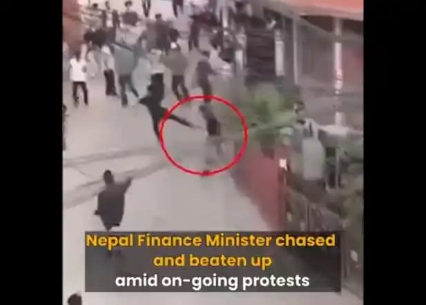 Menkeu Nepal Dipukuli Demonstran di Jalanan hiingga Menlu Diserang Usai PM KP Sharma Oli Mengundurkan Diri