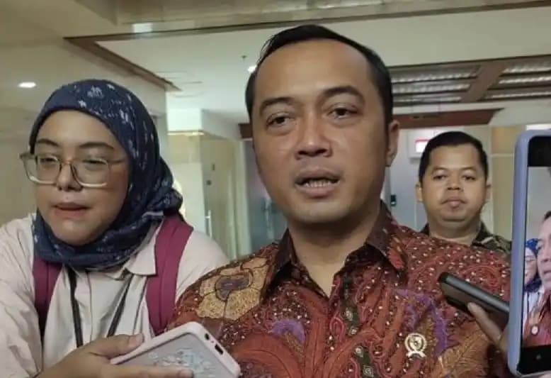 Mensesneg, Prasetyo Hadi