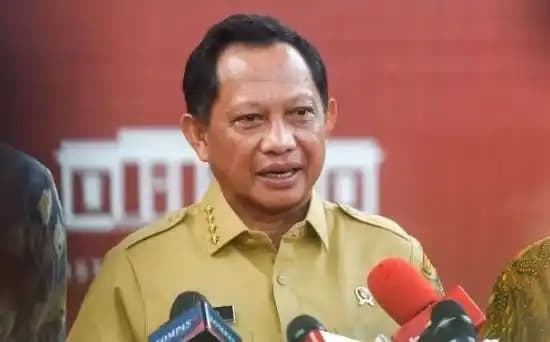 Menteri Dalam Negeri Tito Karnavian