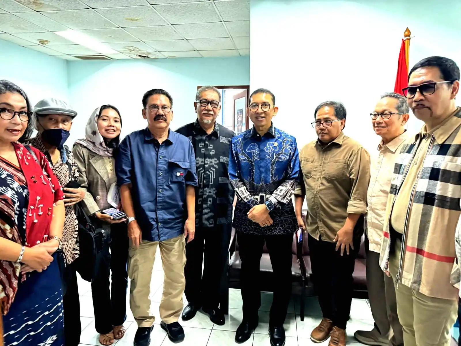 Menteri Kebudayaan Fadli Zon Mampir di Kantor PWI