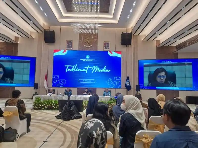 Menteri Keuangan Sri Mulyani Indrawati  beberkan soal tukin dosen (foto.lazir)