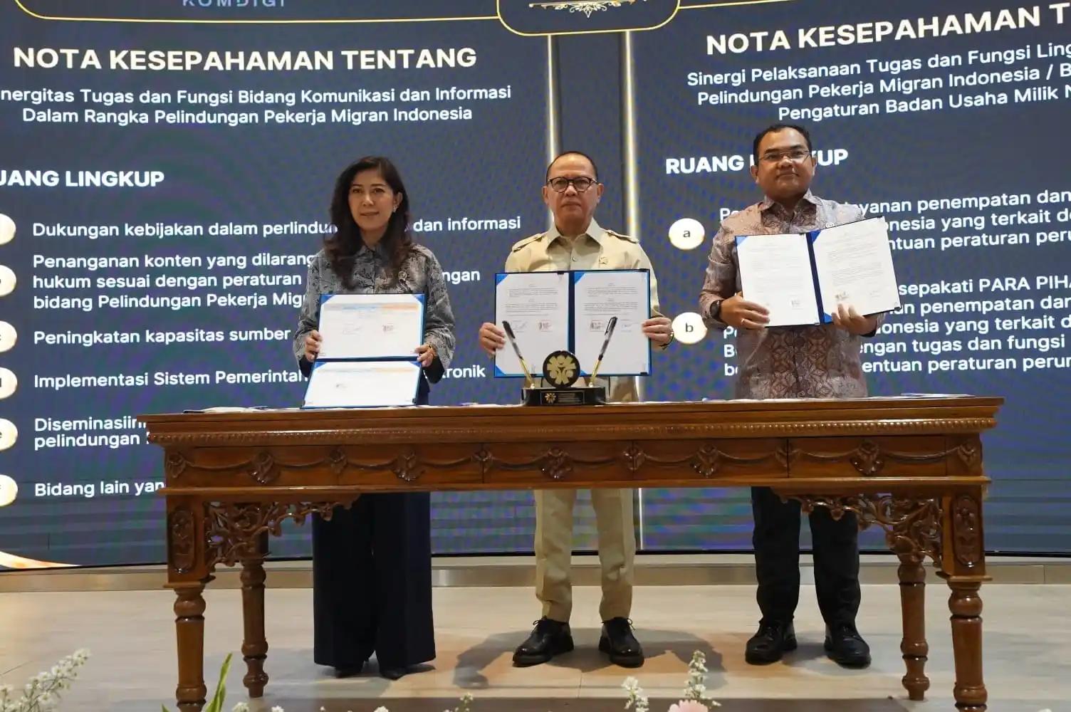 Menteri P2MI Mukhtarudin   menggelar penandatanganan 13 MoU  dan 5 Perjanjian Kerja Sama (PKS) dengan 14 mitra strategis. (Dok. KemenP2MI)