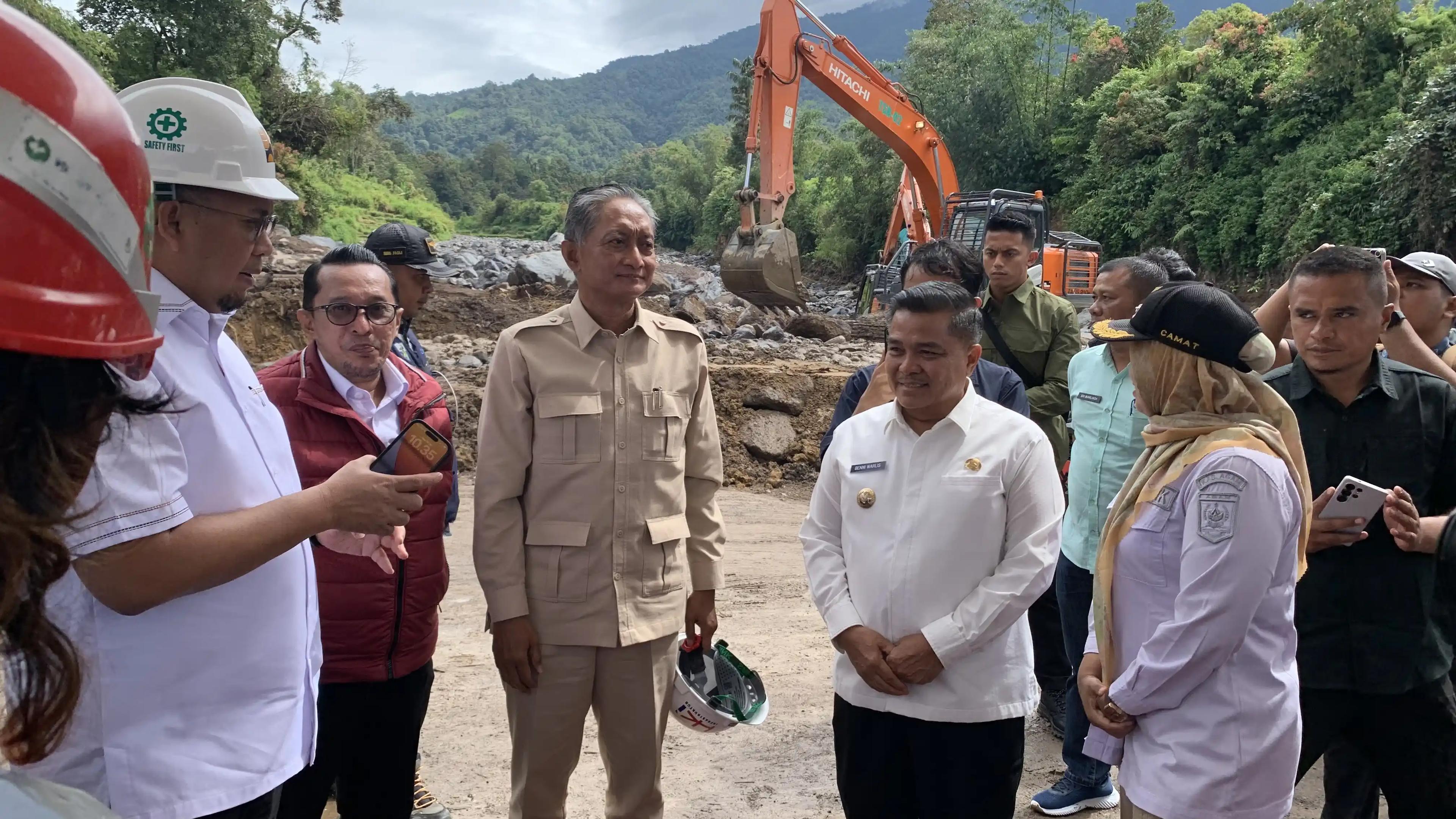 Menteri PU Lembah Anai