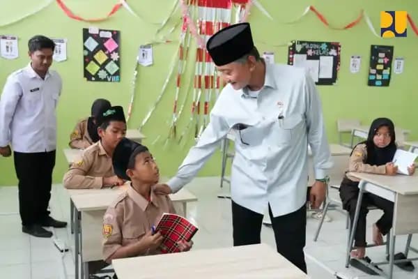 menteri PU Tinjau Sekolah Rakyat