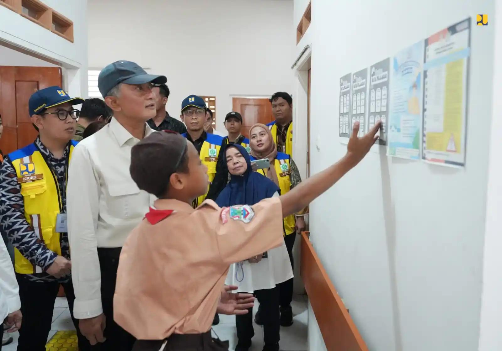 Menteri PU Tinjau SRMP 21 Menado