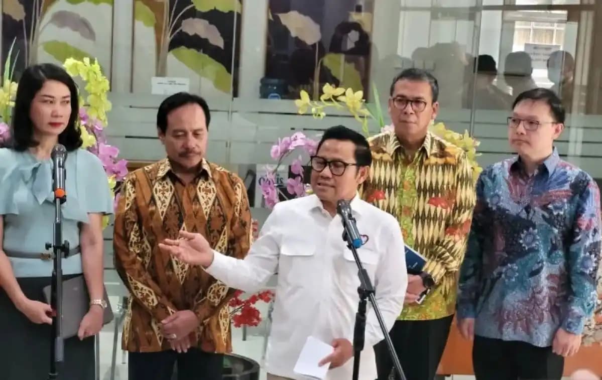 Muhaimin Iskandar saat berkunjung ke RSCM Jakarta