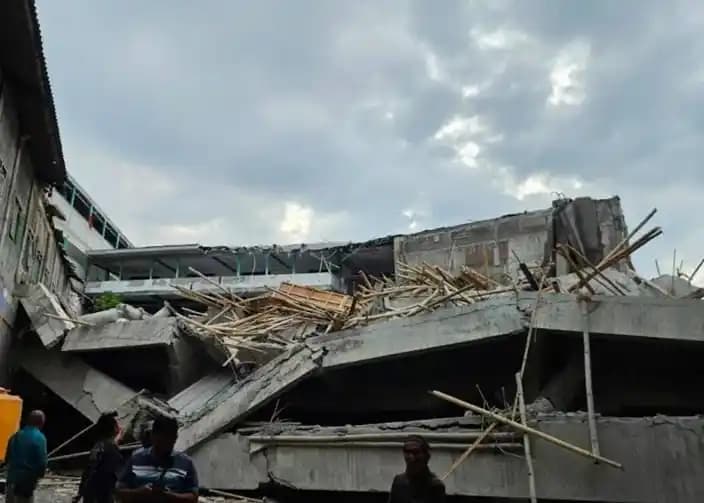 Musala ambruk di Pondok Pesantren Al Khoziny, Buduran, Kabupaten Sidoarjo, Jawa Timur