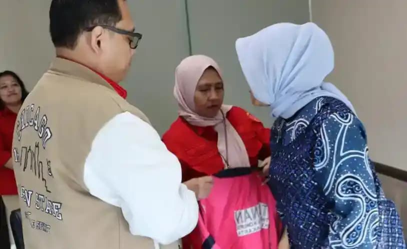 Panitera PN Jaktim Ditangkap