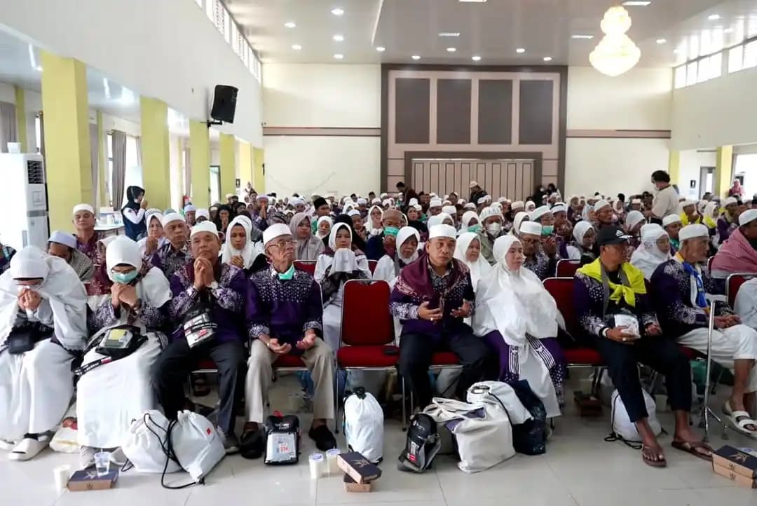 Para jemaah haji Kloter 20 asal Kabupaten Merangin, Muaro Jambi, dan Tanjung Jabung Barat