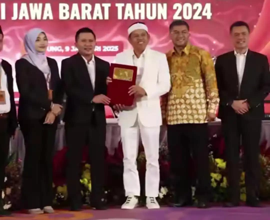 pasangan Dedi Mulyadi dan Erwan Setiawan sebagai Gubernur dan Wakil Gubernur Jabar