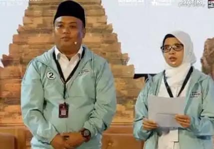 Paslon Mak Rini - Mas Ghoni, saat menyampaikan visi dan misi