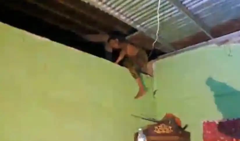 Pelaku pemerkosaan di Kabupaten Gowa ditangkap Polisi saat bersembunyi di plafon rumahnya