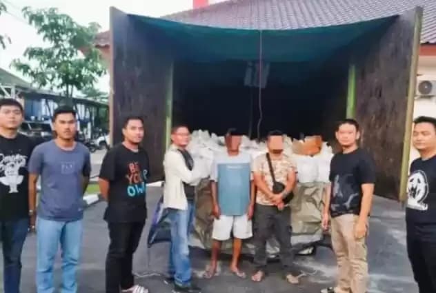 Pelaku Pengepul Biji Timah Ilegal